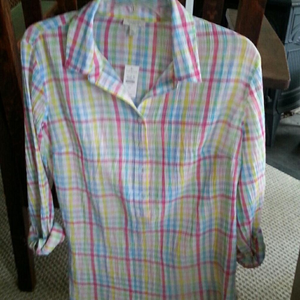 Beautiful pop-over blouse. NWT